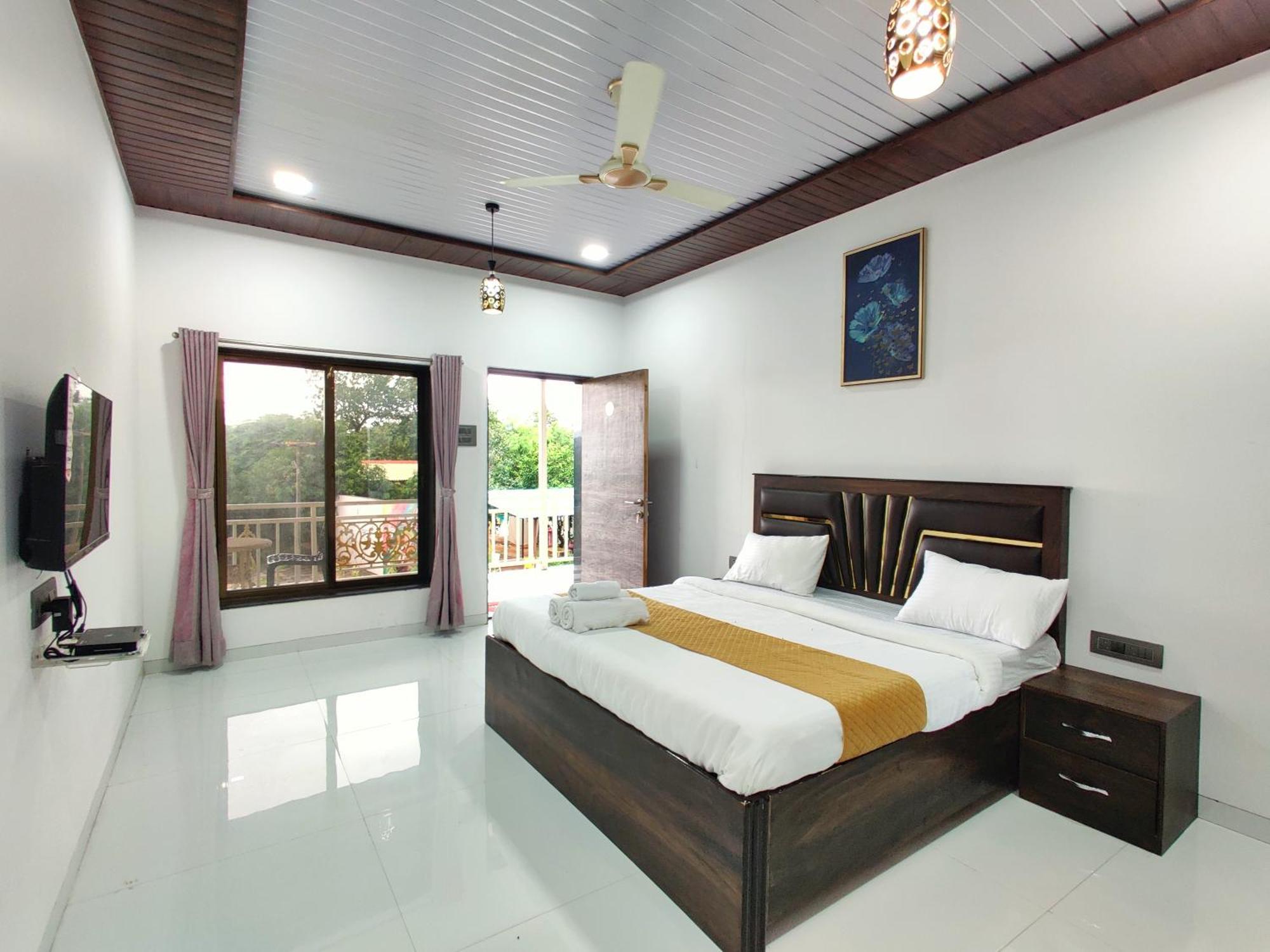 The Village Resorts Karjat Extérieur photo