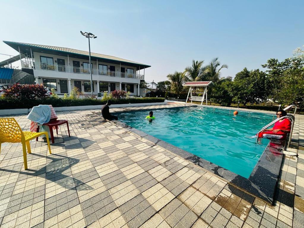 The Village Resorts Karjat Extérieur photo